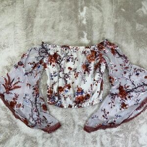 Romantic off-the-shoulder floral blouse by Willow & Clay, springbreak top